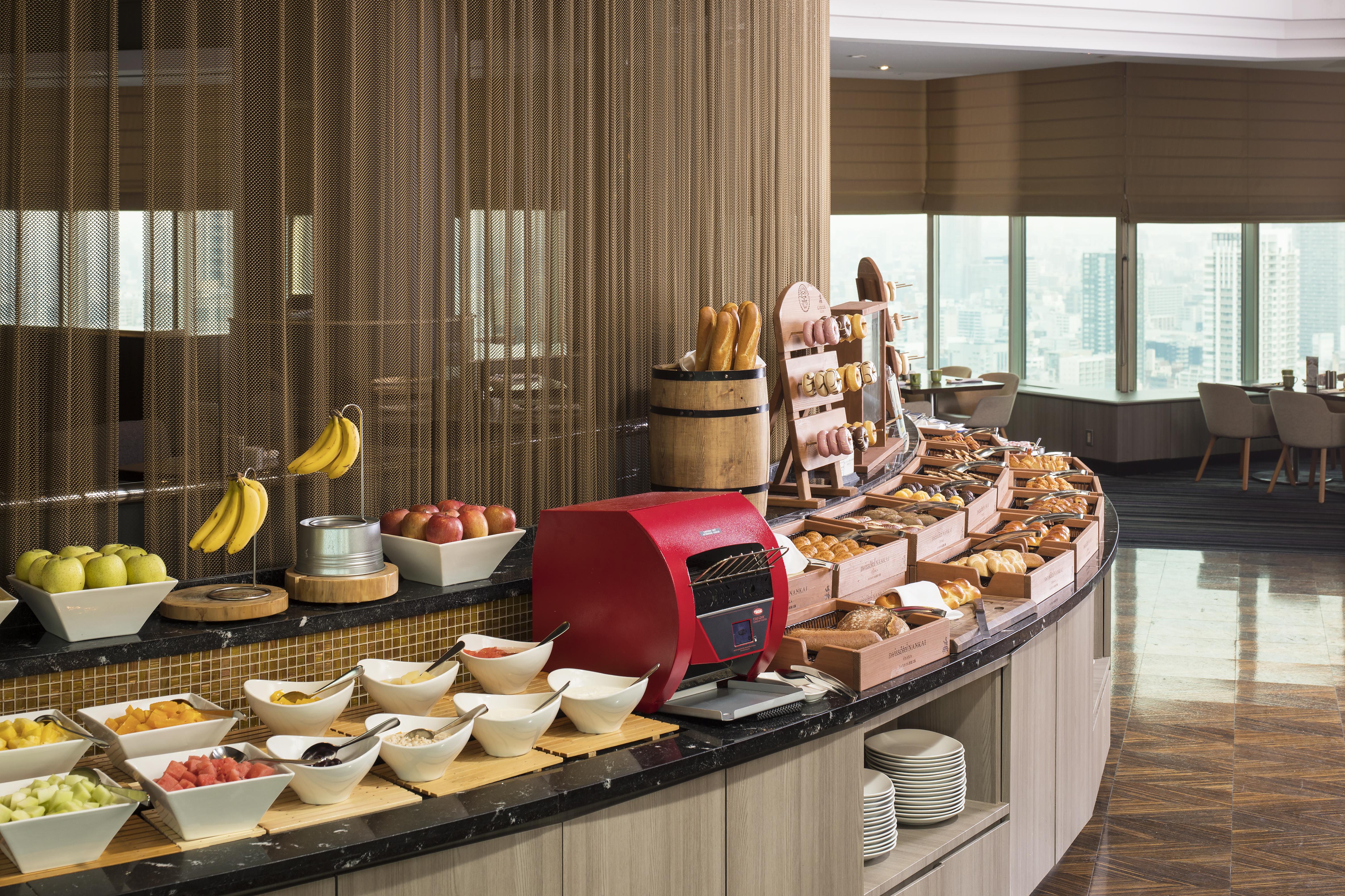 Swissotel Nankai Ósaka Exteriér fotografie A buffet at a hotel